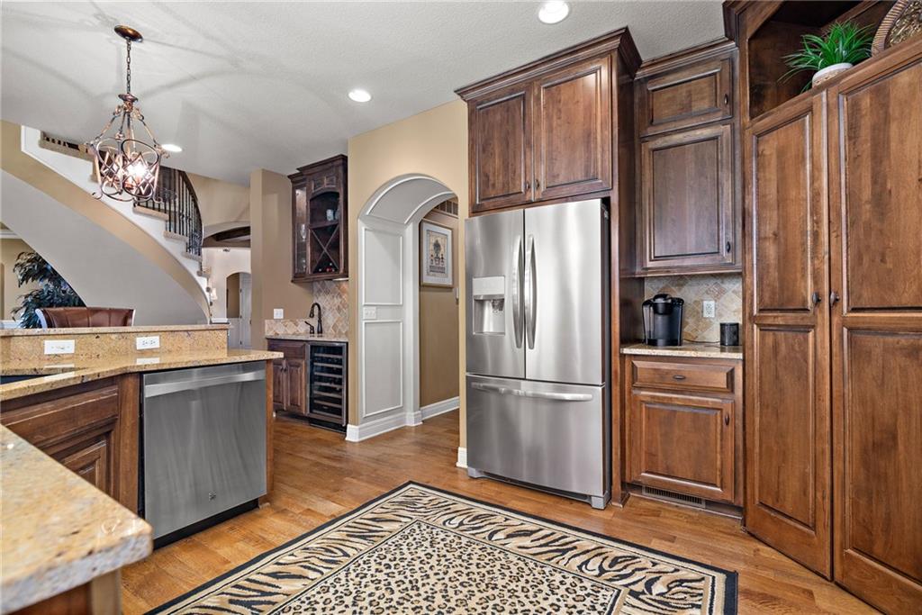 10238 N Kansas Avenue