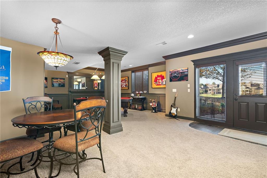 10238 N Kansas Avenue