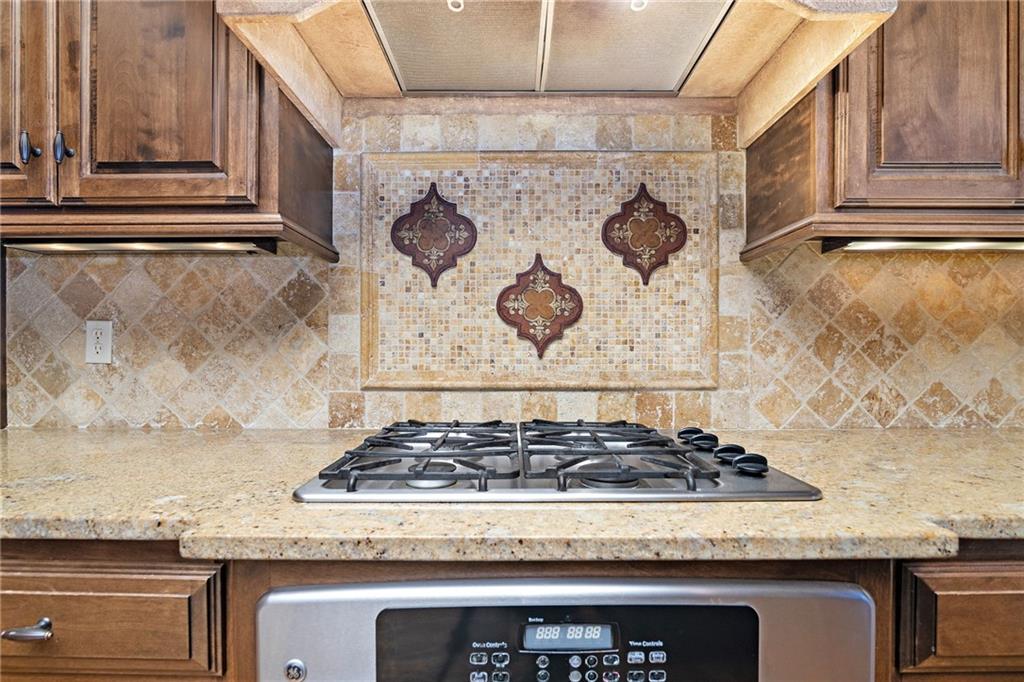 10238 N Kansas Avenue