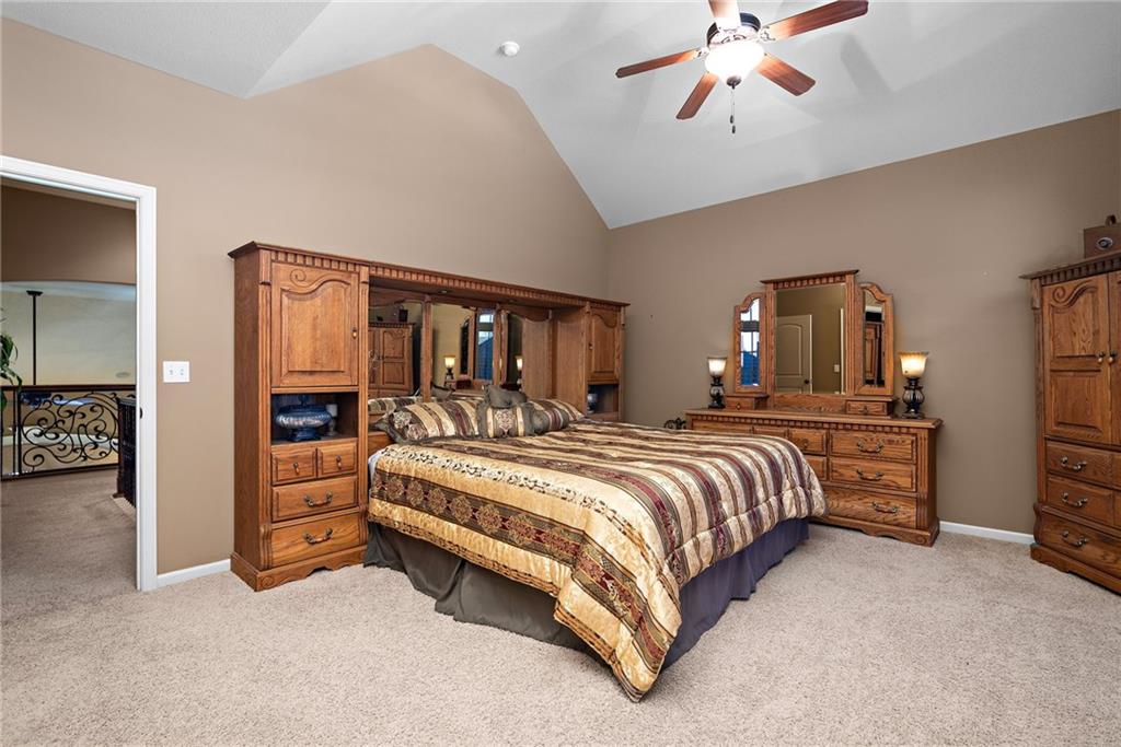 10238 N Kansas Avenue