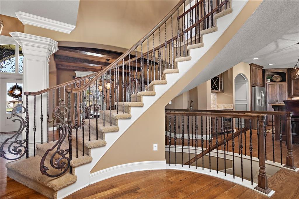 10238 N Kansas Avenue