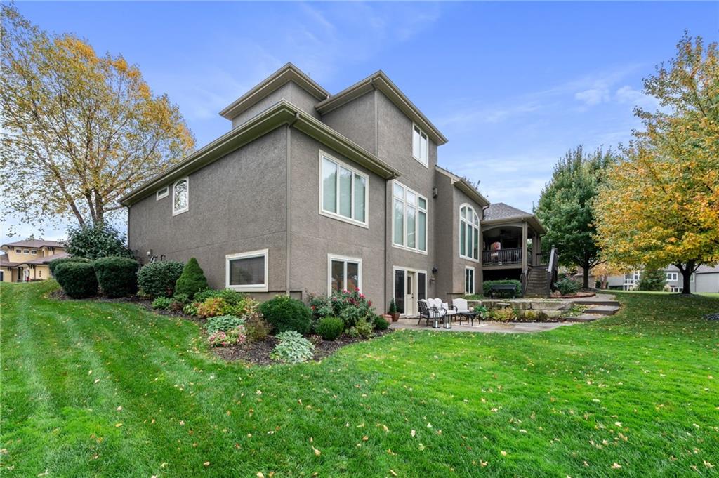 10238 N Kansas Avenue