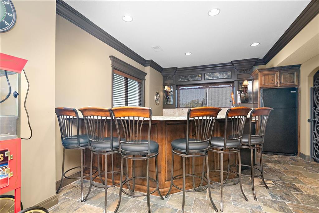 10238 N Kansas Avenue