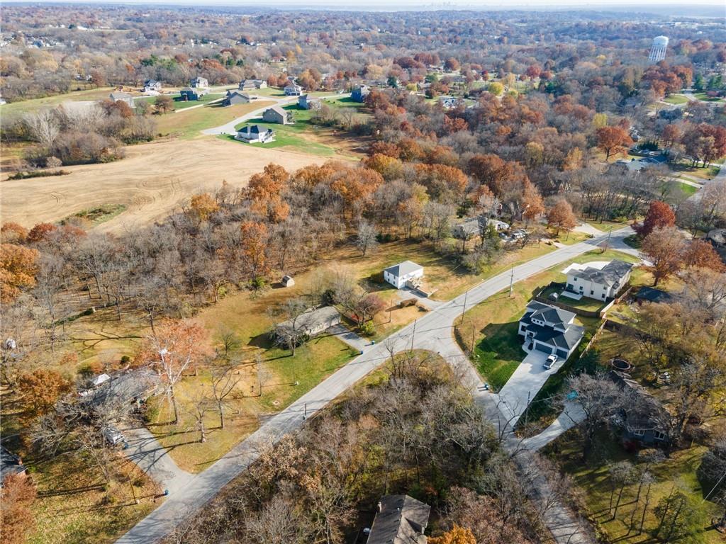 7515 NW Eastside Drive