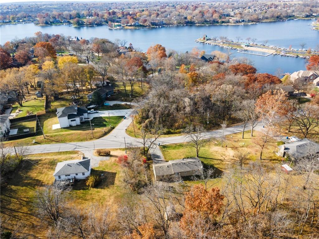 7515 NW Eastside Drive