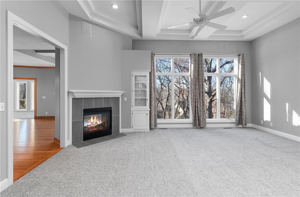 4412 N Mulberry Drive