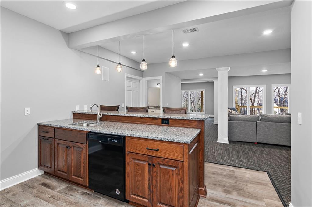 4412 N Mulberry Drive