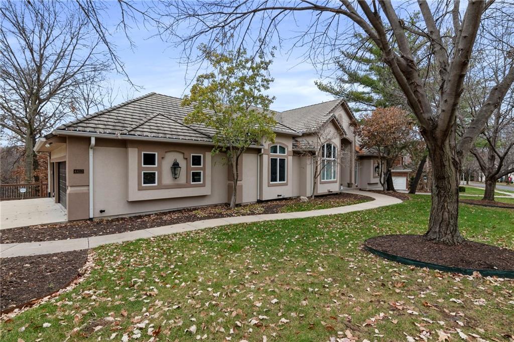 4412 N Mulberry Drive