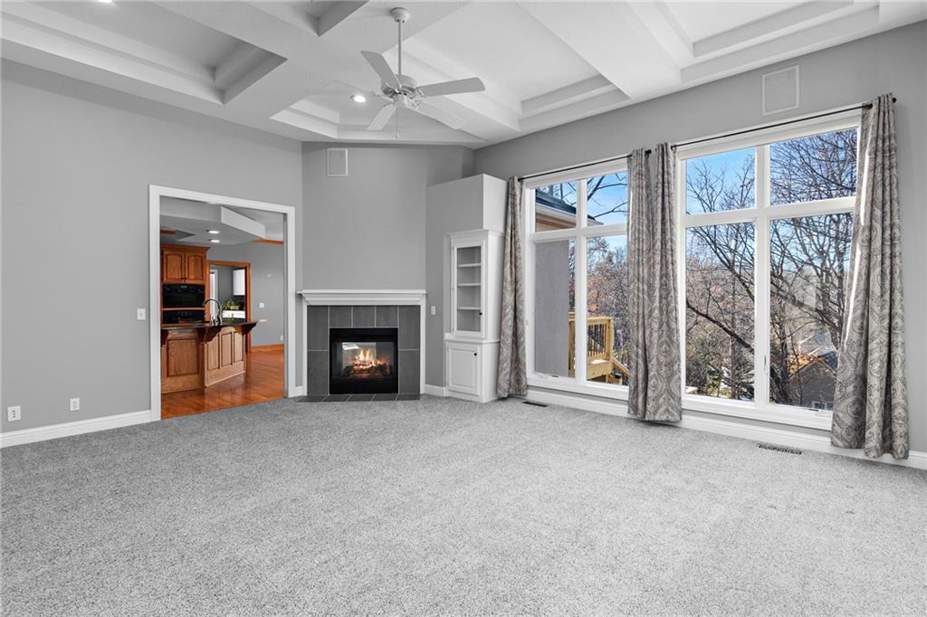 4412 N Mulberry Drive