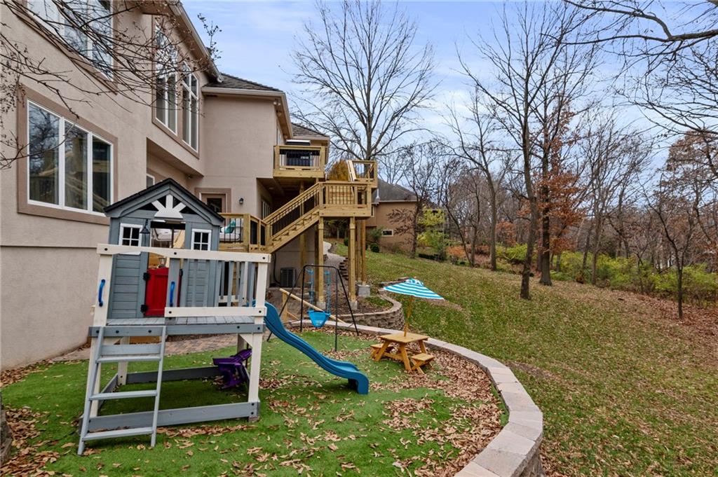 4412 N Mulberry Drive