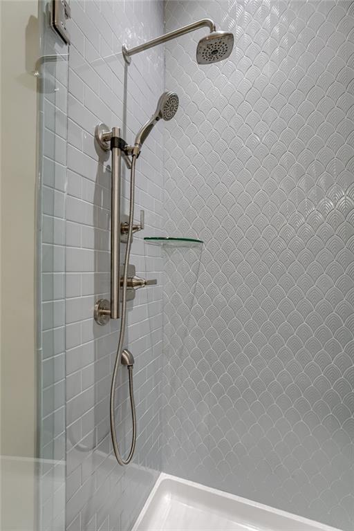 5833 N Timber View Court