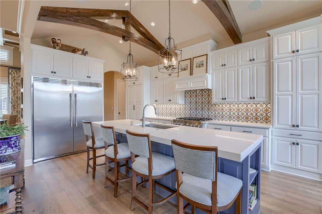 5833 N Timber View Court