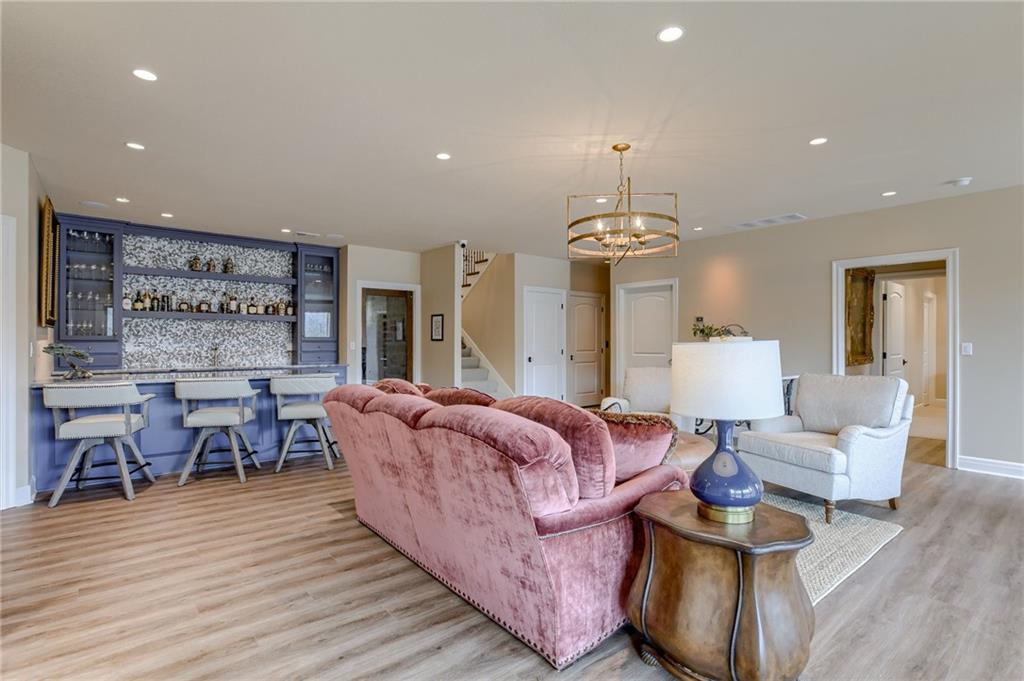 5833 N Timber View Court