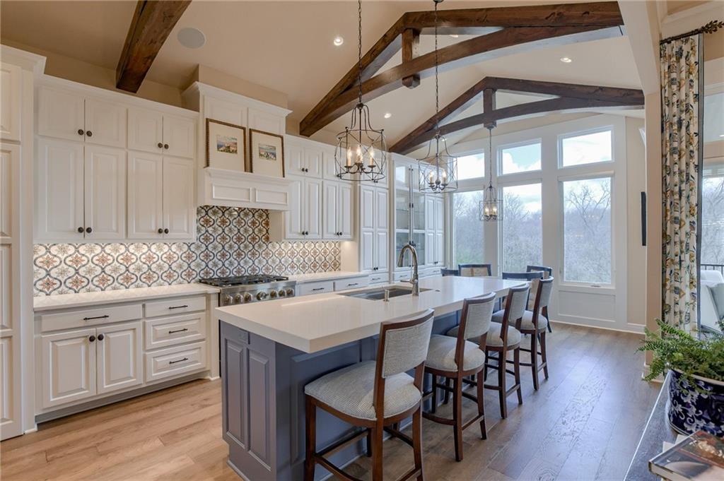 5833 N Timber View Court