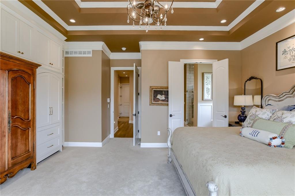 5833 N Timber View Court