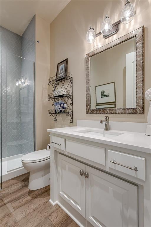 5833 N Timber View Court