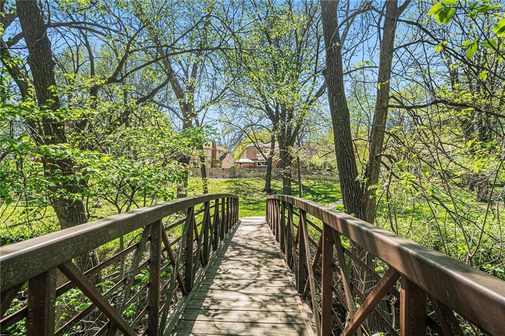 10443 Bradshaw Street