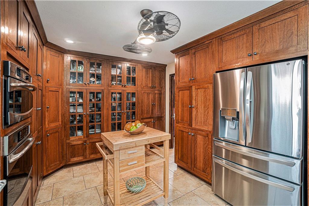 10443 Bradshaw Street