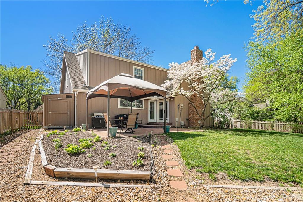 10443 Bradshaw Street