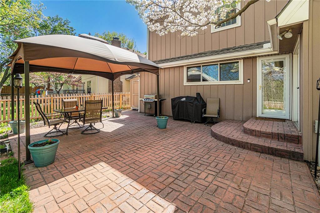 10443 Bradshaw Street