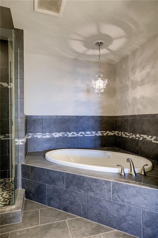 3810 N Mulberry #203 Drive Unit: 203