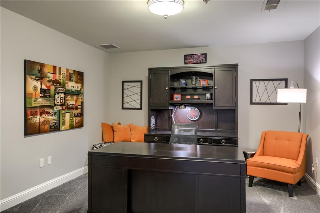 3810 N Mulberry #203 Drive Unit: 203