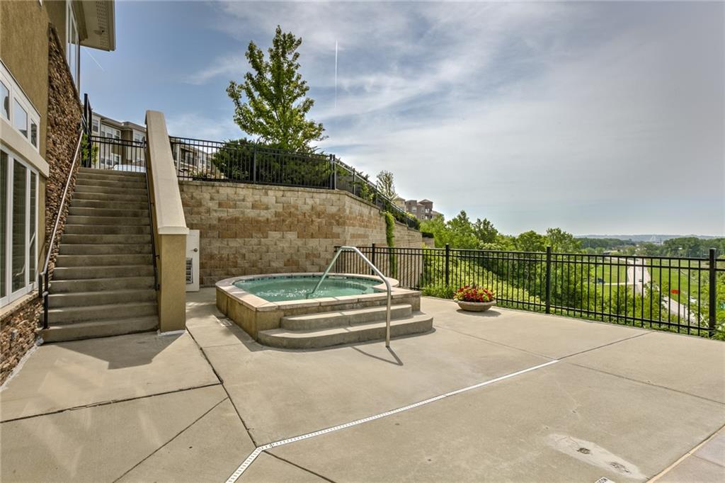 3810 N Mulberry #203 Drive Unit: 203