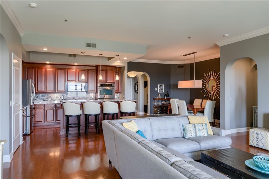 3810 N Mulberry #203 Drive Unit: 203