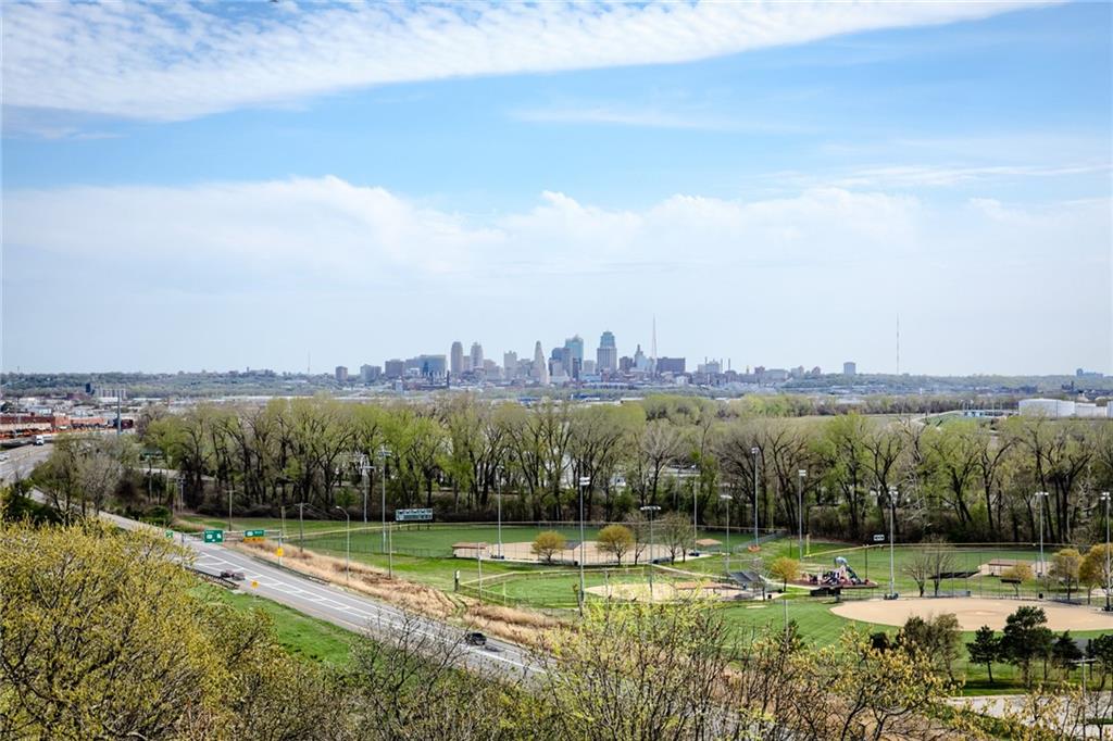 3810 N Mulberry #203 Drive Unit: 203