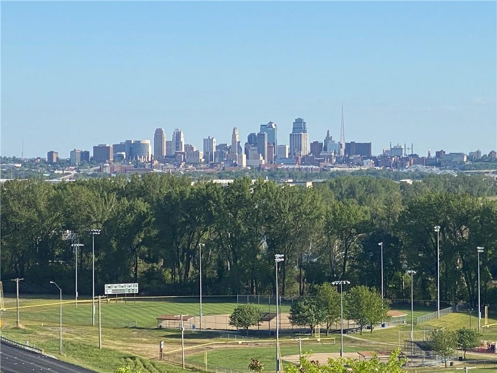 3810 N Mulberry #203 Drive Unit: 203