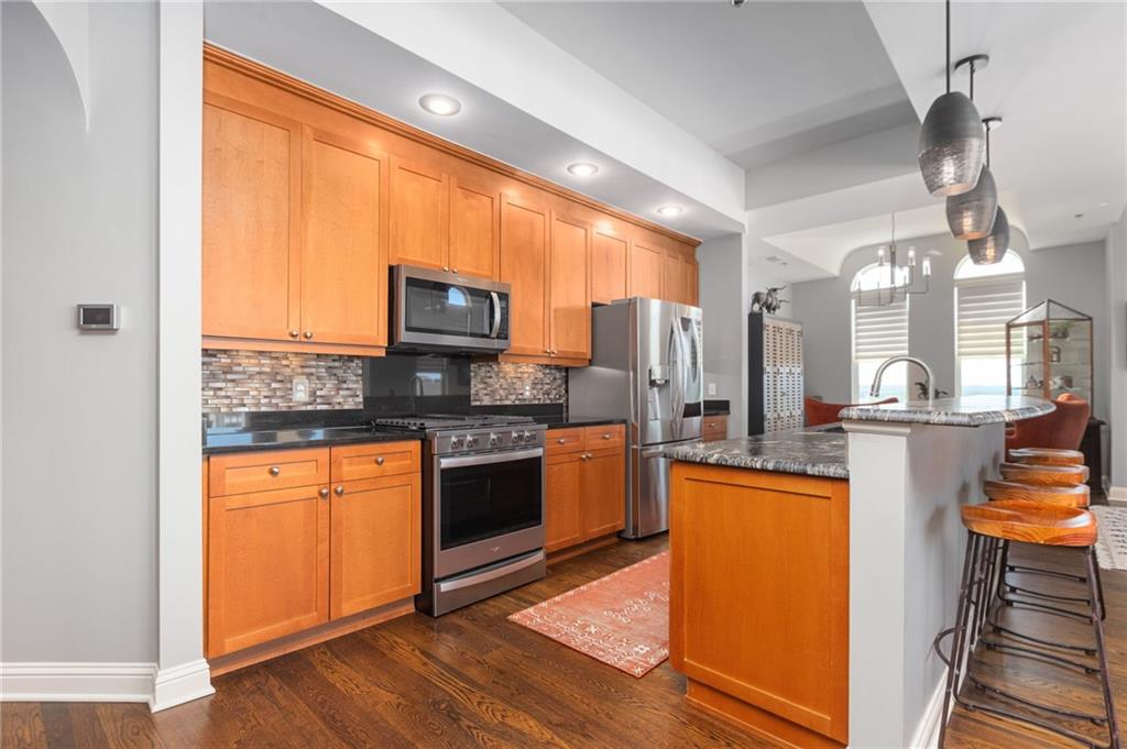 3810 N Mulberry Drive Unit: 401