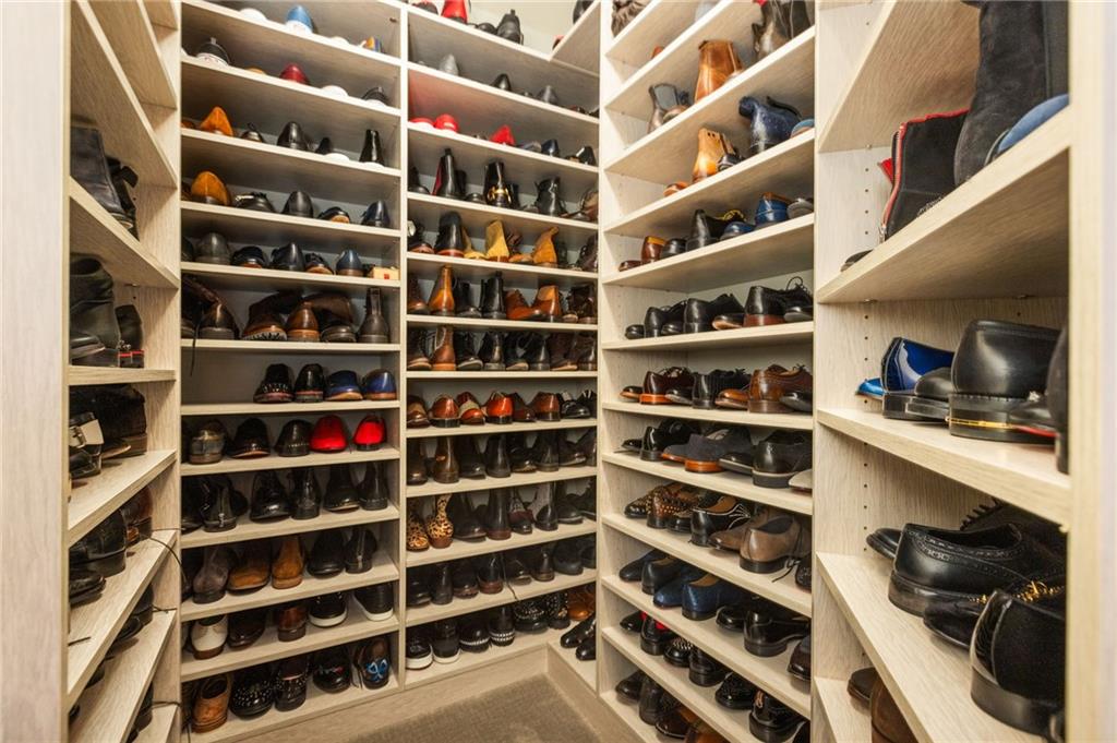 3810 N Mulberry Drive Unit: 401