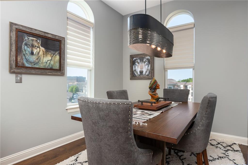 3810 N Mulberry Drive Unit: 401