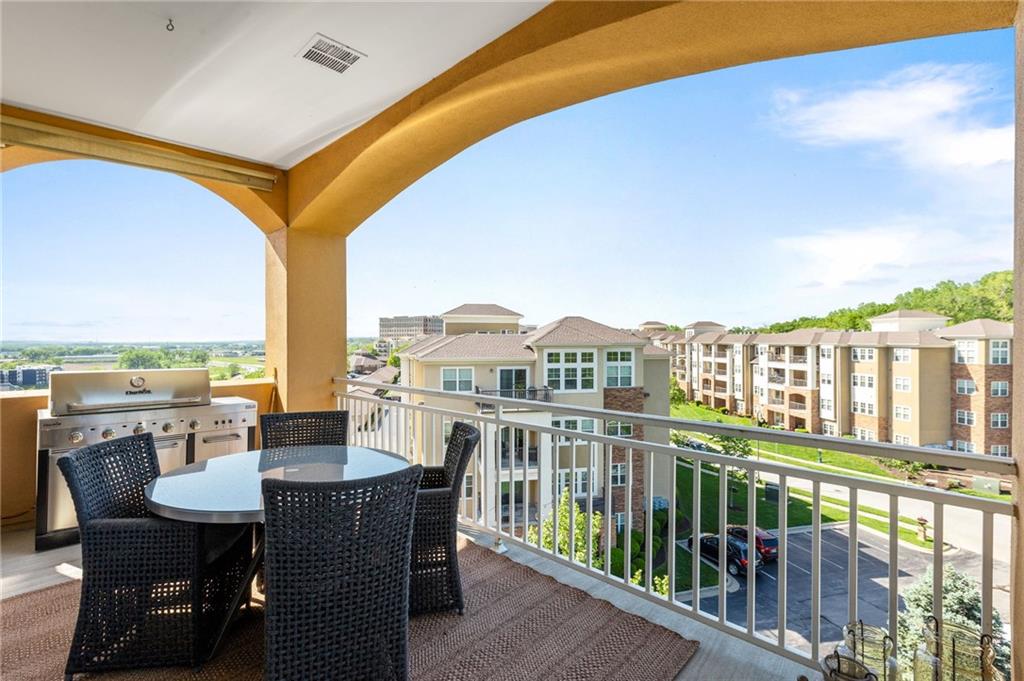 3810 N Mulberry Drive Unit: 401