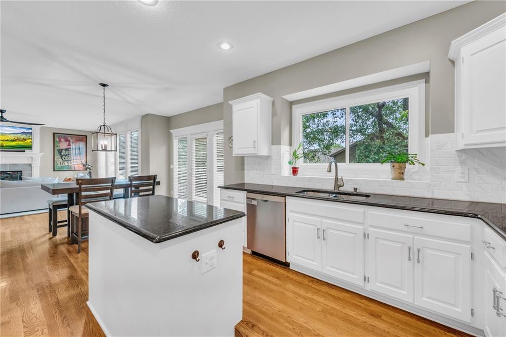 6335 N Nevada Avenue