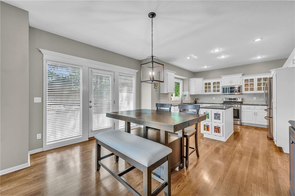 6335 N Nevada Avenue