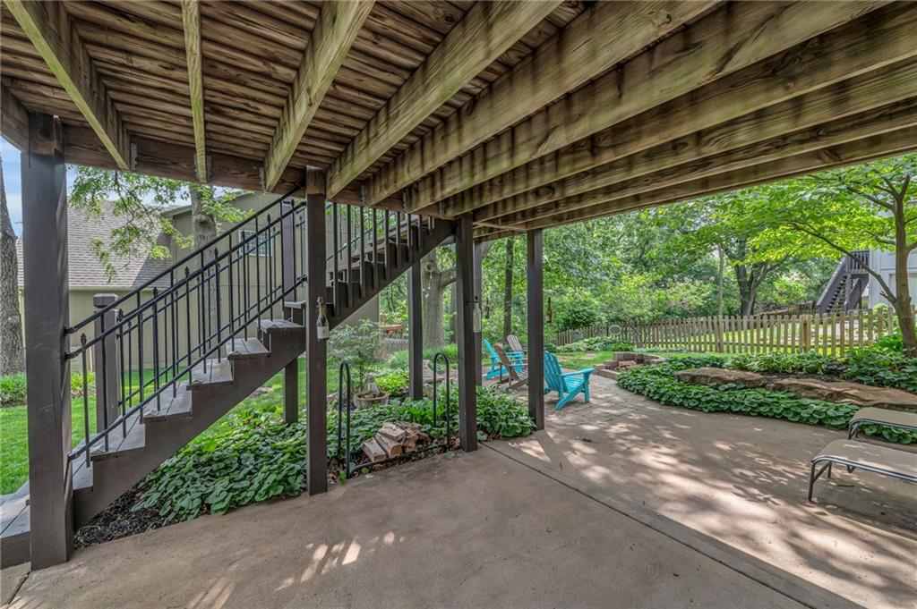 6335 N Nevada Avenue