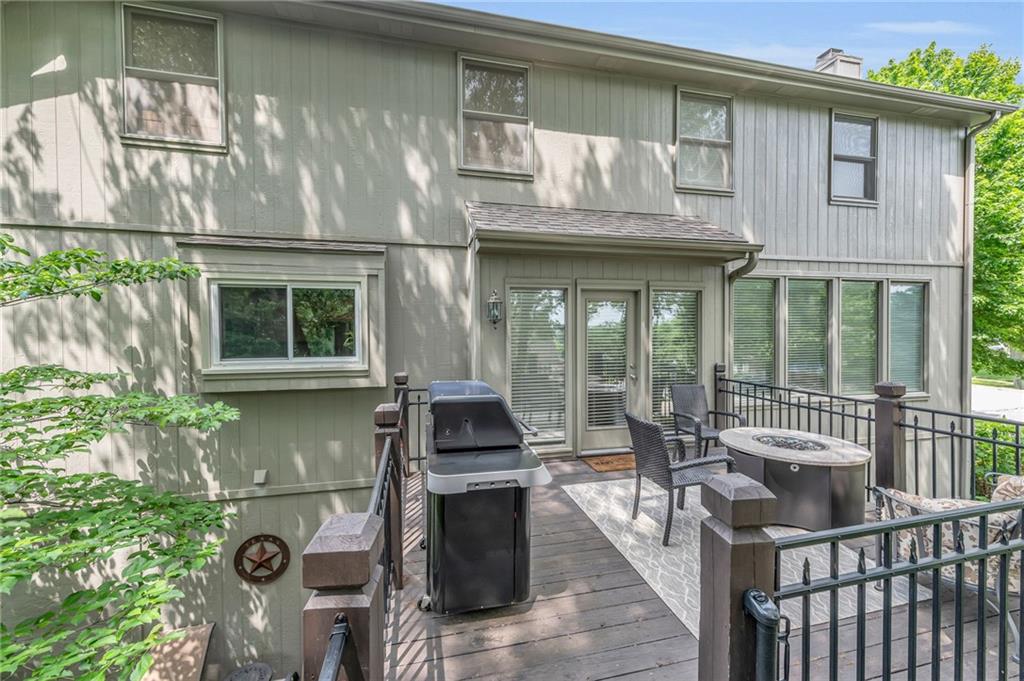 6335 N Nevada Avenue