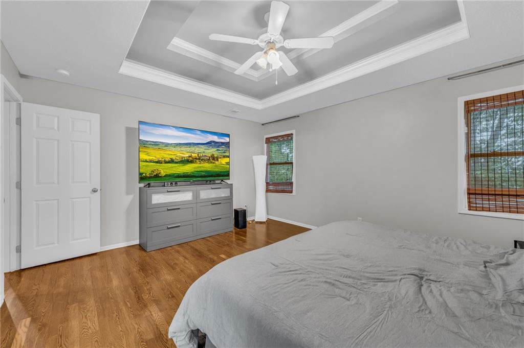 6335 N Nevada Avenue