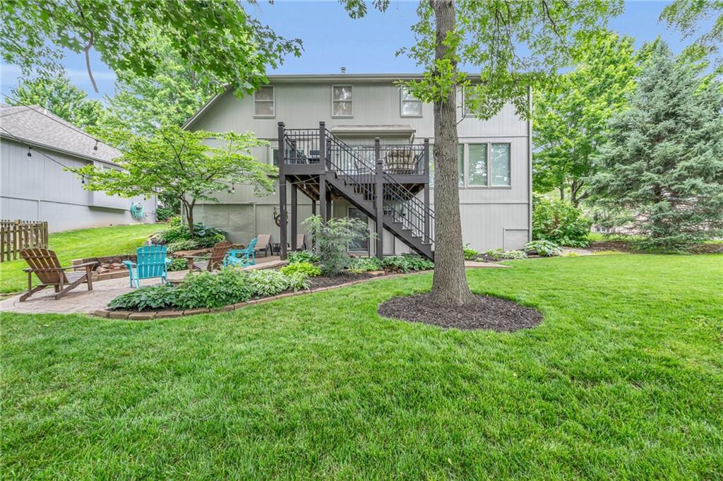 6335 N Nevada Avenue