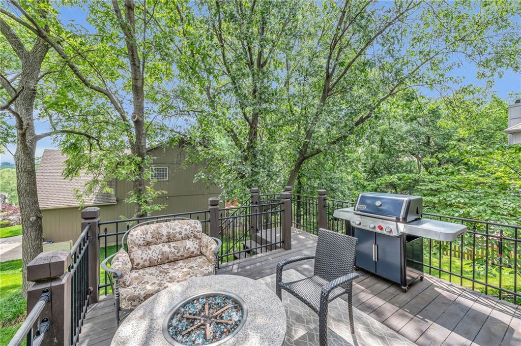 6335 N Nevada Avenue