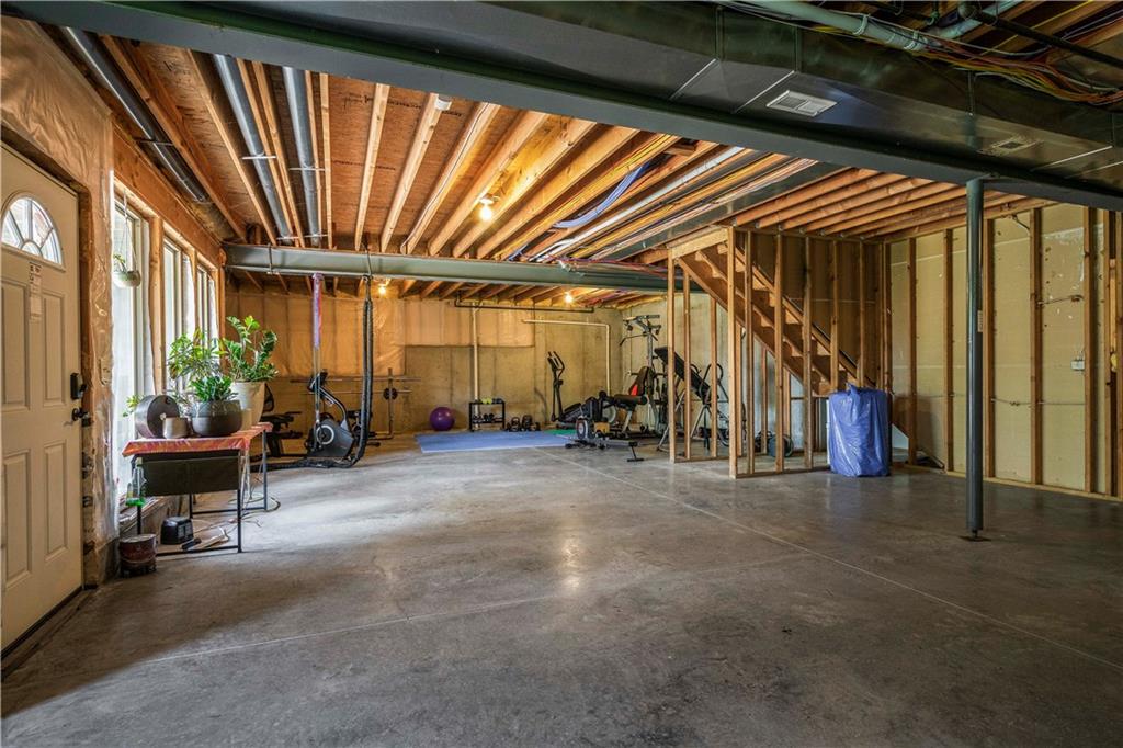 2005 NE 111th Terrace