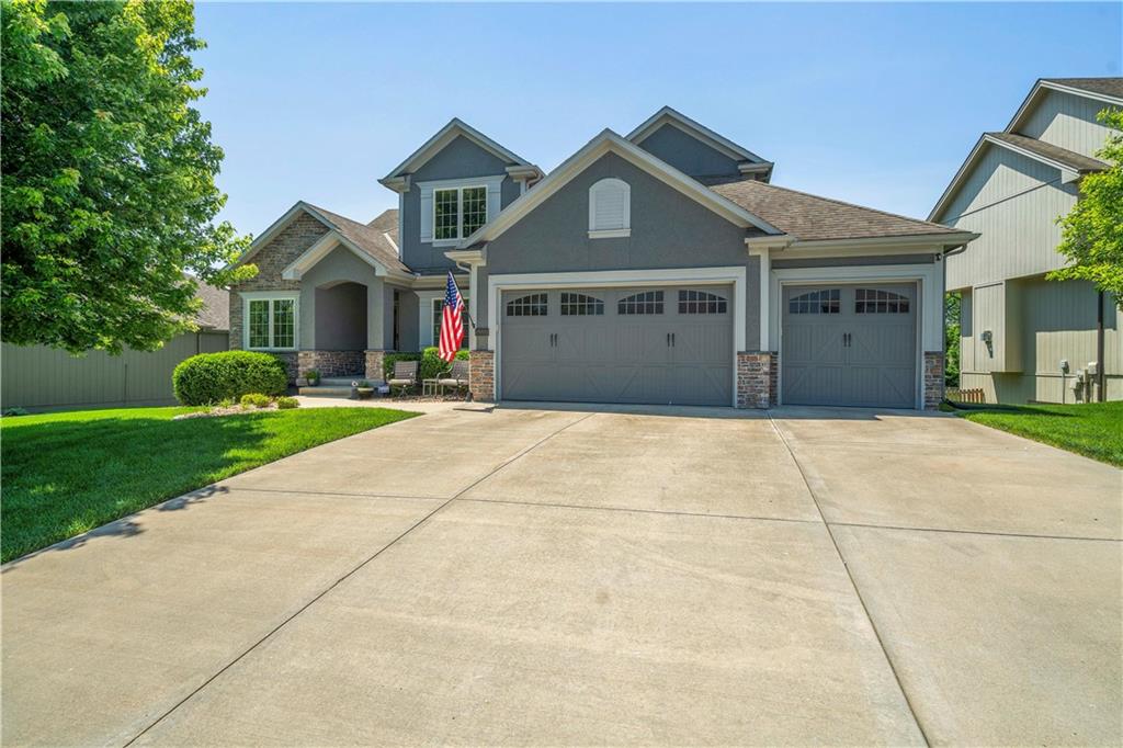 2005 NE 111th Terrace