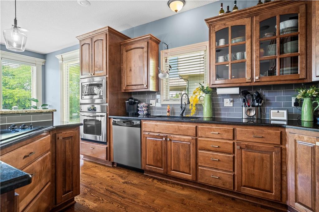 2005 NE 111th Terrace