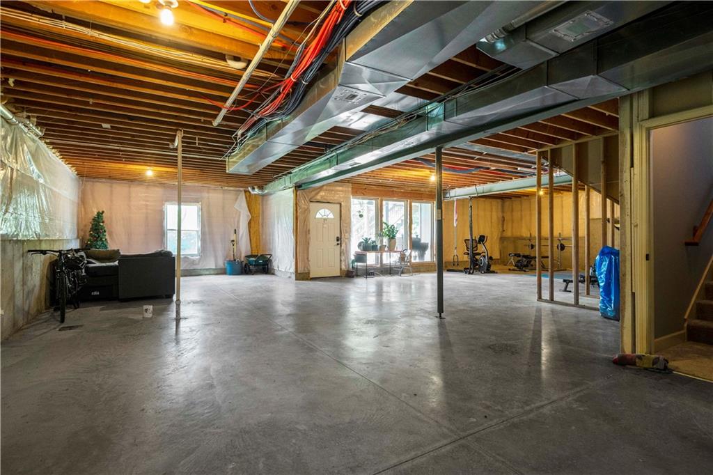 2005 NE 111th Terrace