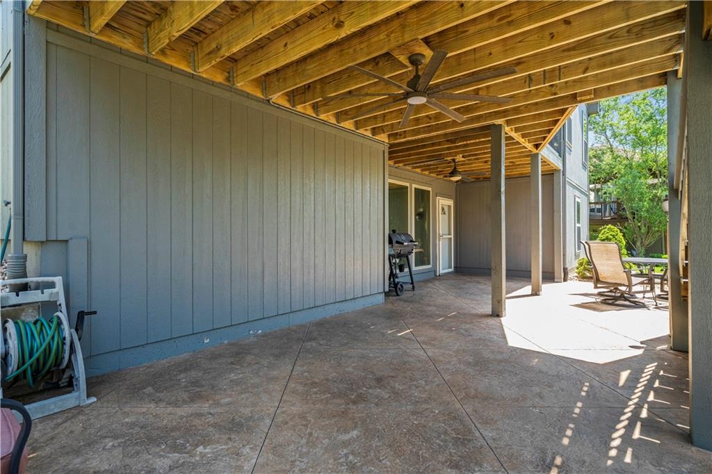 2005 NE 111th Terrace