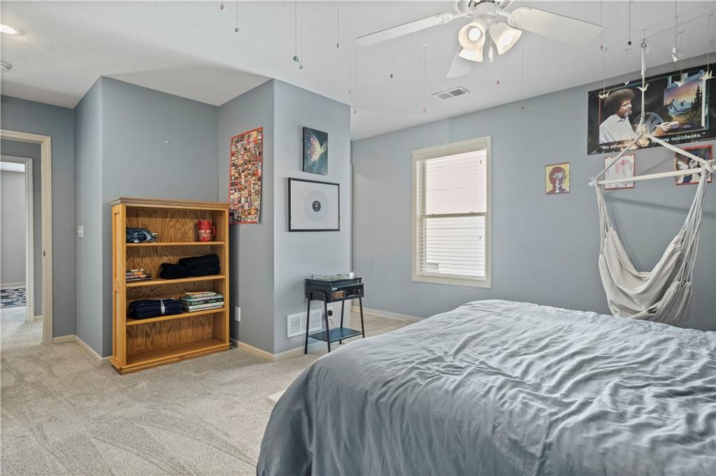 2005 NE 111th Terrace