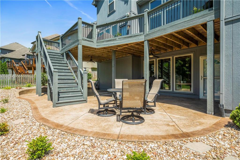 2005 NE 111th Terrace