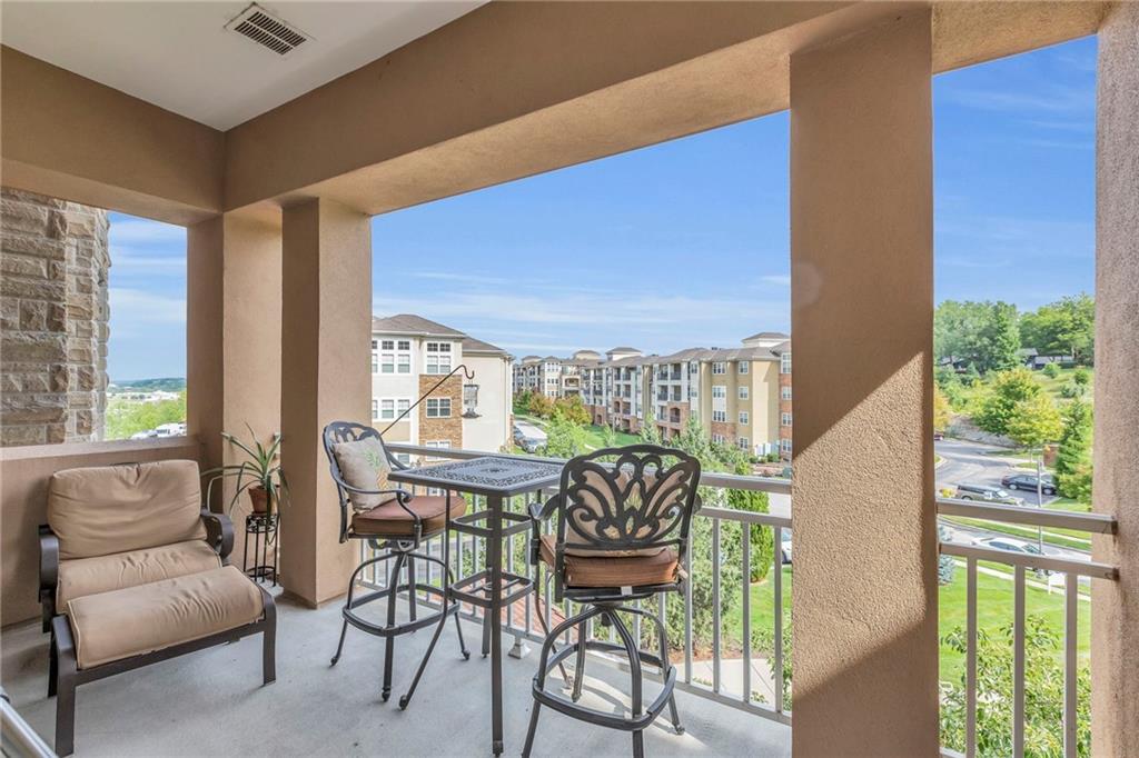 3810 N Mulberry Drive Unit: 307