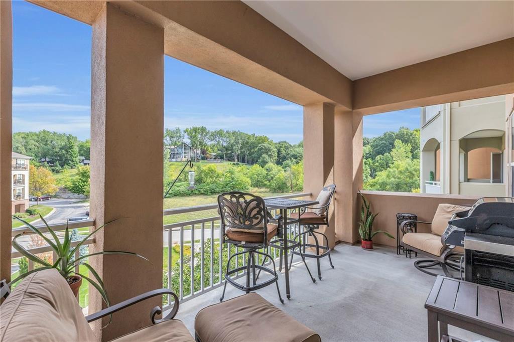 3810 N Mulberry Drive Unit: 307